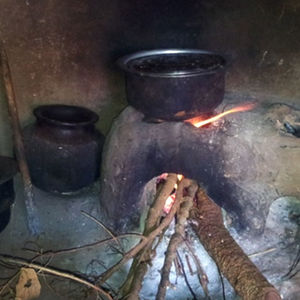 Pulte Institute researchers find connections between improved cookstoves and reduced domestic violence in Uganda