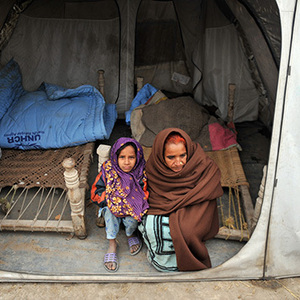 Taliban Ban on Women Deepens Afghan Hunger Crisis
