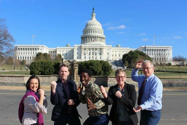 Photo of Jennifer Krauser, Ed Jurkovic, Kaveto Tjatjara, Melissa Paulsen, and John Pinter in front of the White House in Washington DC